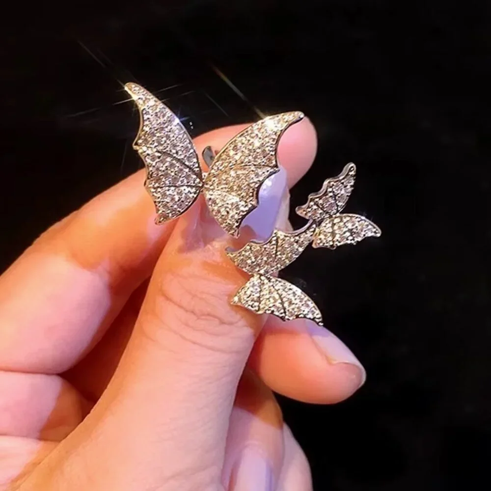 NEW 18k Huge White Gold Diamond Butterfly Ring